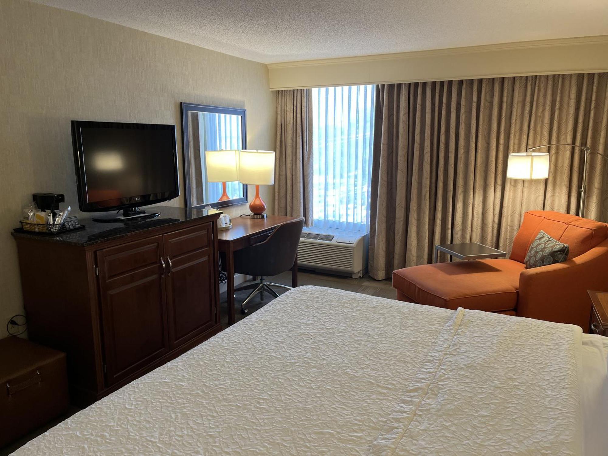 Wingate By Wyndham St Louis Airport Hotel Saint Ann Bagian luar foto